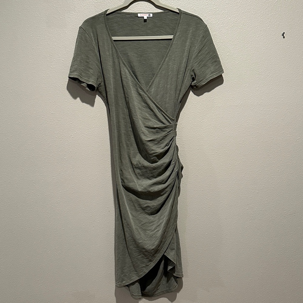 Sundry Asymmetrical short sleeve Olive Dress Size: 2 Medium